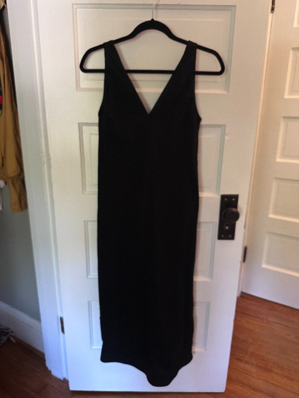 V-neck dress